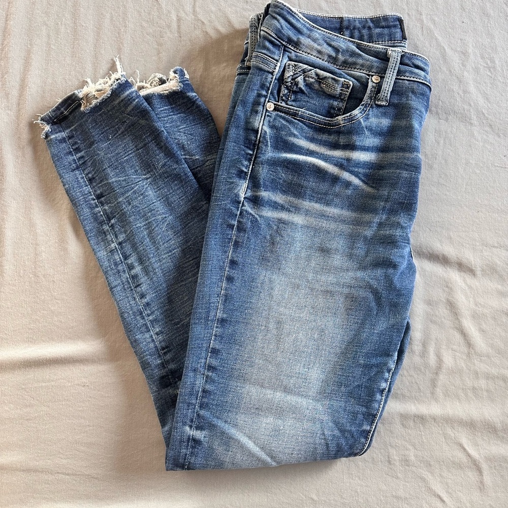 Buckle black distressed skinny jeans size 29